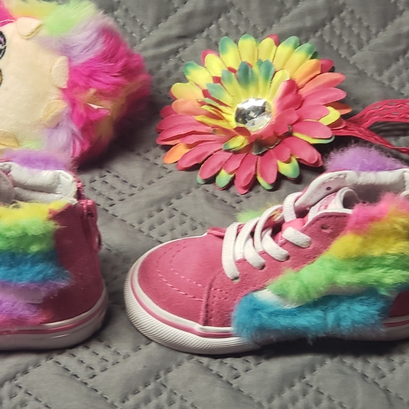 Vans - Picture 5 of 6